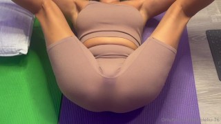 24 asian yoga milf becomes a cumshot target Appleliu-76