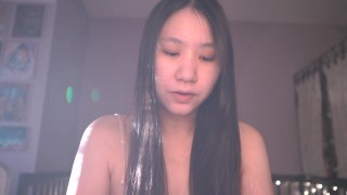 Cute Asian Girl ASMR - 1 Kings 18-20