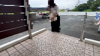 【個人撮影/野外】クリ吸引機最大にして無限アクメ！部屋に入った瞬間アクメが止まらなくなる不倫妻