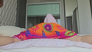 A Hijabi Twerking In Slow Motion