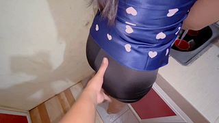 Pasrah layani nafsu mertua saat suami tidak di rumah