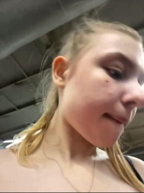 Fucking and training in the gym