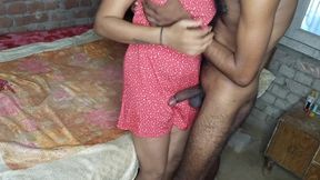 OYO HOTEL ME RESHMA BHABHI KI CHUDAI . KI GHAR JAMAAI