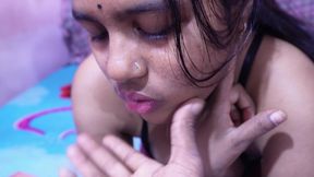 Meri bua ki ladki ne liye land chusne ke maje aur sath mein chudai