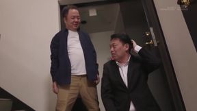 Gangbanged by Neighbors: Hairy Brunette Teen Rei's Anal Deepthroat Frenzy