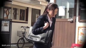 Japanese beauties Mariina and An An get pounded by a lucky guy