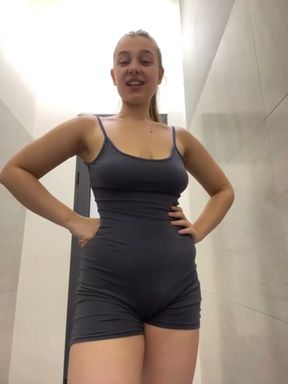 Incredible public fucking in the gym