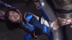 Kinky Cosplayer Spanks Heroine in the Park