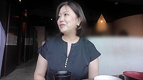 Shiho - Mature And Erotic Babe, Hungry Wife