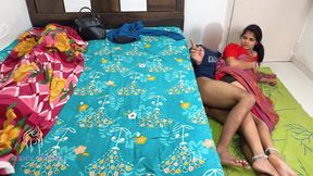 Komal kept brother-in-law in front of her elder stepsister all night and started saying brother-in-law is going deep inside