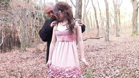 Asiatisches Teen im freien verfuehrt und gefickt