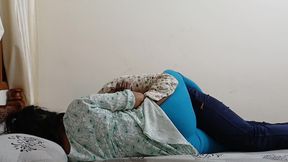 FIRST TIME INDIAN DESI SECRET SEX WITH NEIGHBOUR