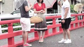 Picked Up A Mesmerizing Woman! Pushed Away! - Part.1