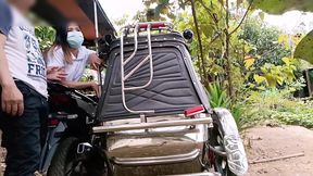 18 YEAR OLD STUDENT INVITE BY REAL TRIKE DRIVER WE FUCK IN PUBLIC