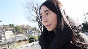 Late blooming mature woman. A modest very erotic figure 08