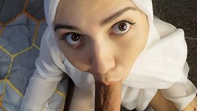 Arab Muslim woman sucks like a pro and asks for more until the end in her face