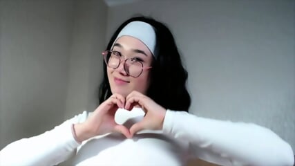 Busty Korean Teen Camshow