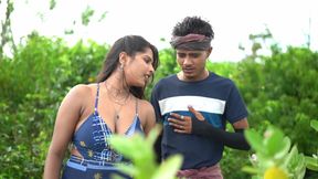 Farmer had hardcore sex with the maid in his fields ( tejaswini )